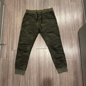 Zara Olive Camouflage Joggers